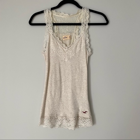 🌼3/$15 Sale🌼 Hollister Lace Tank Top